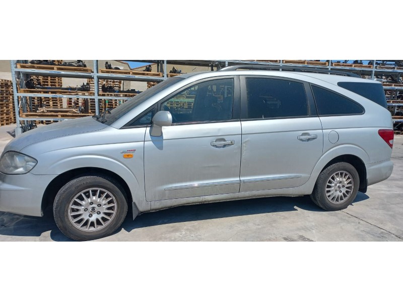 ssangyong rodius del año 2005