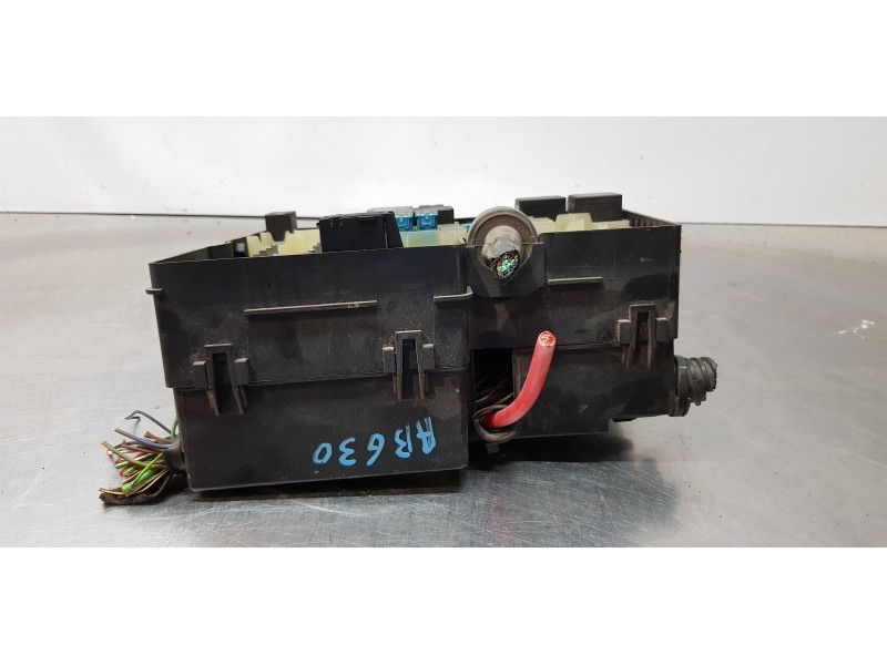 Recambio de caja reles / fusibles para ford focus berlina (cap) ghia referencia OEM IAM 4M5T14K733HAG   Recambio de caja reles / fusibles para ford focus berlina (cap) ghia referencia OEM IAM 4M5T14K733HAG