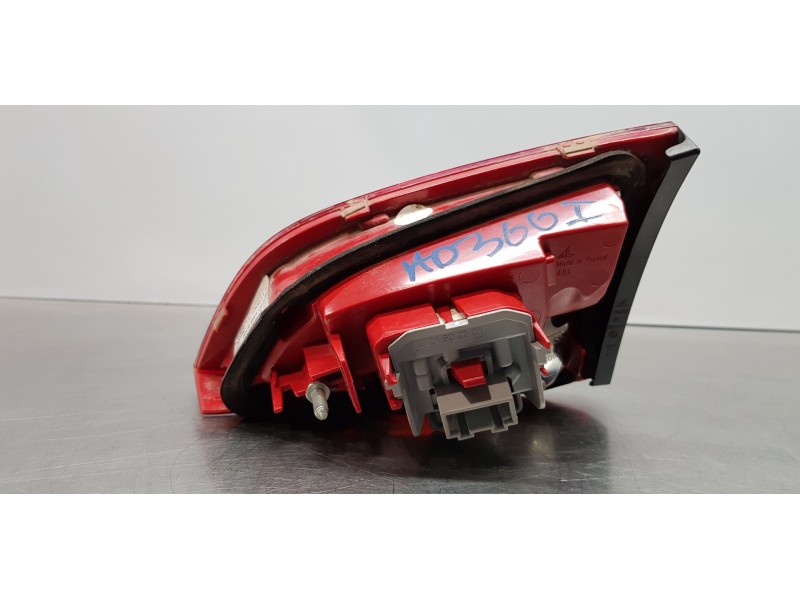 Recambio de piloto trasero izquierdo interior para audi a4 avant (b8) quattro referencia OEM IAM 8K9945093B   Recambio de piloto trasero izquierdo interior para audi a4 avant (b8) quattro referencia OEM IAM 8K9945093B