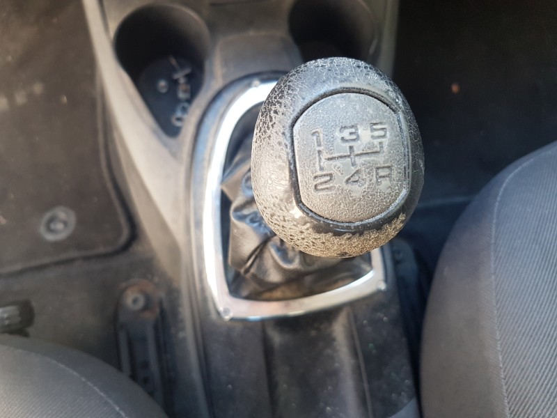 ford focus berlina (cak) del año 2004