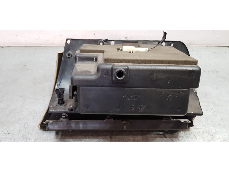 Recambio de guantera para alfa romeo 147 (190) 1.6 t.spark eco progression referencia OEM IAM 735266623  