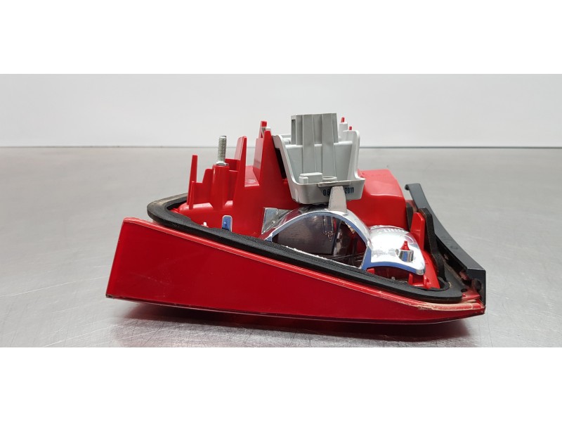 Recambio de piloto trasero izquierdo interior para audi a4 avant (b8) quattro referencia OEM IAM 8K9945093B   Recambio de piloto trasero izquierdo interior para audi a4 avant (b8) quattro referencia OEM IAM 8K9945093B