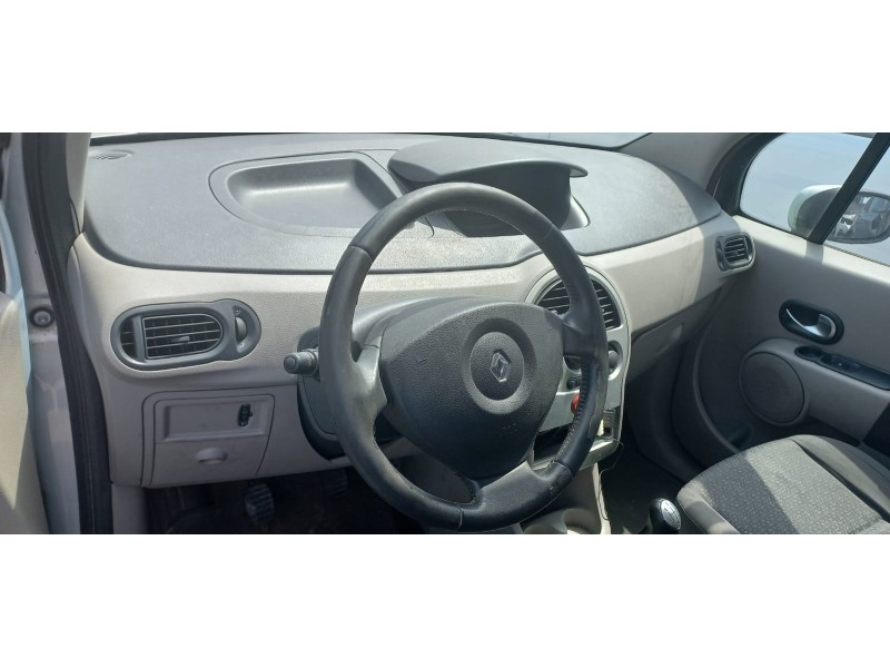 renault modus del año 2005