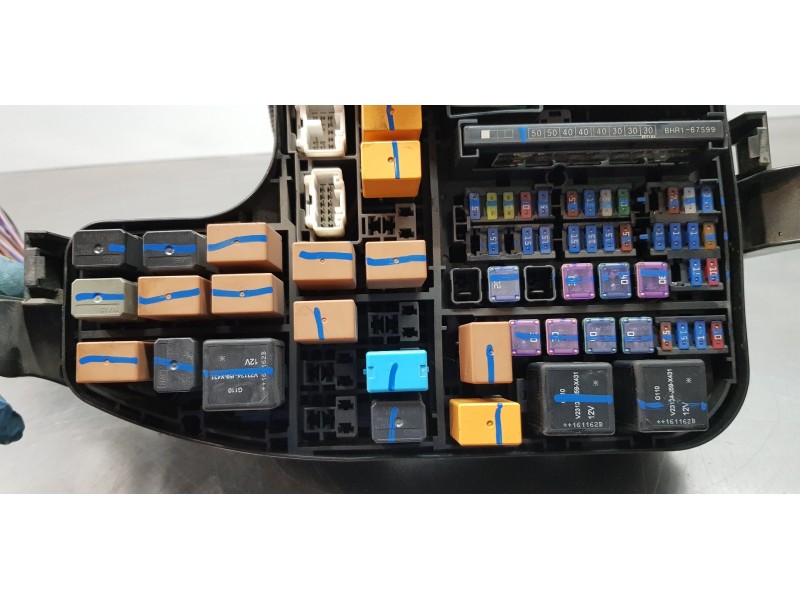 Recambio de caja reles / fusibles para mazda 3 lim. () luxury referencia OEM IAM B62V66760 BHR167S99 
