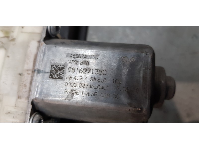 Recambio de elevalunas trasero derecho para citroen c4 picasso seduction referencia OEM IAM 9816272680  