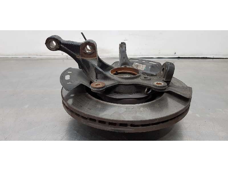 Recambio de mangueta delantera derecha para kia ceed business referencia OEM IAM 51716G4AA0  