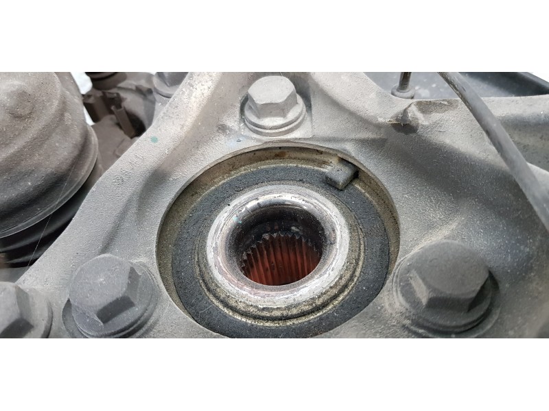 Recambio de mangueta delantera derecha para chevrolet orlando lt referencia OEM IAM 13248527  