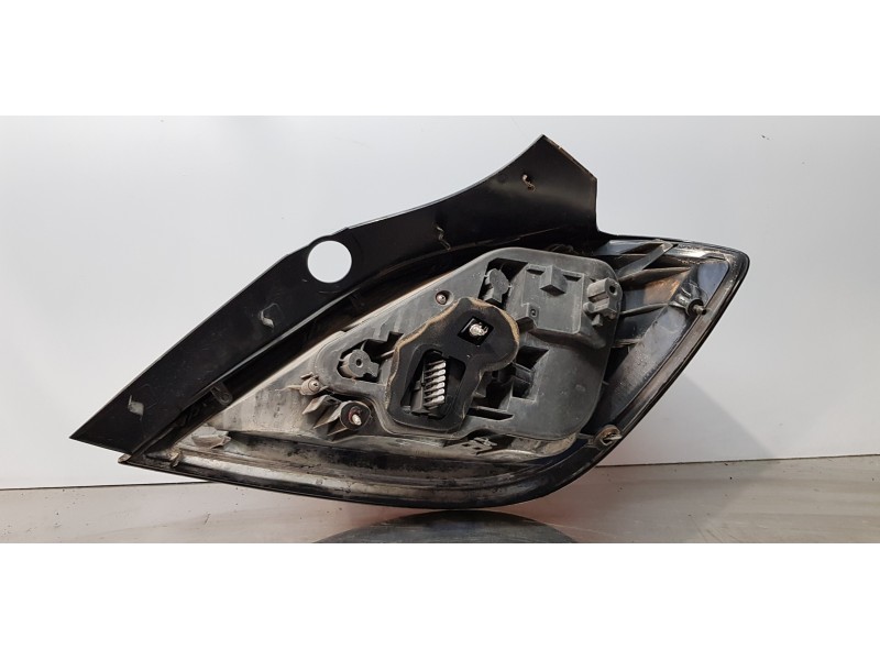 Recambio de piloto trasero izquierdo para opel astra h berlina enjoy referencia OEM IAM 24451835  