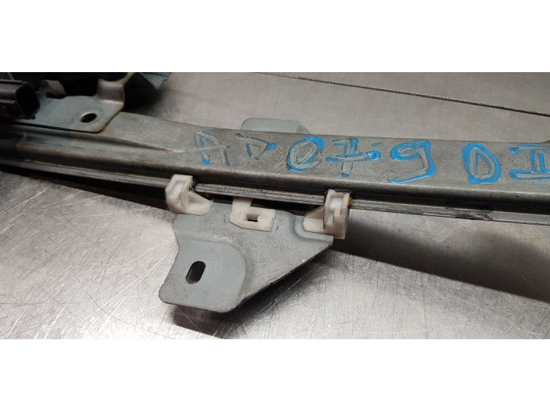 Recambio de elevalunas delantero izquierdo para dacia lodgy laureate referencia OEM IAM 807213915R  