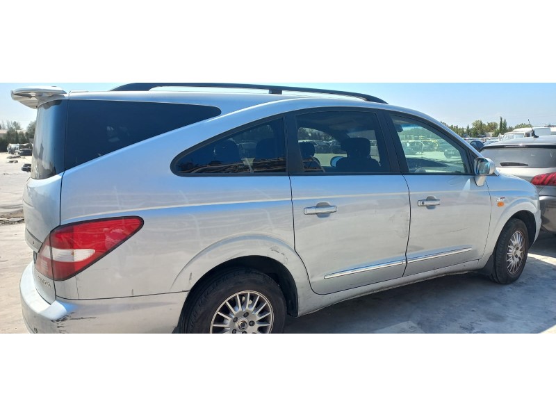 ssangyong rodius del año 2005