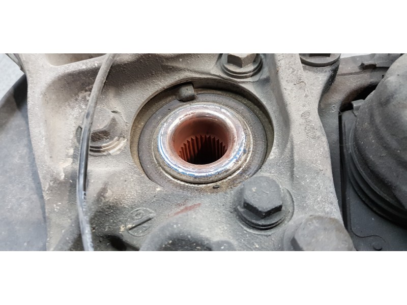 Recambio de mangueta delantera izquierda para chevrolet orlando lt referencia OEM IAM 13248526  