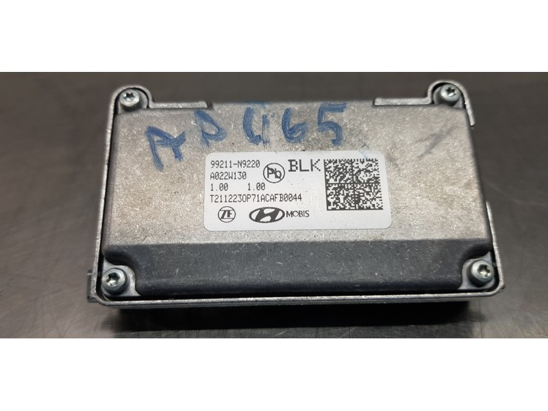 Recambio de sensor de aparcamiento para hyundai tucson klass referencia OEM IAM 99211N9220  