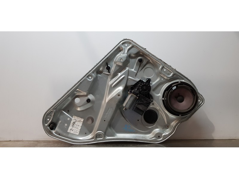 Recambio de elevalunas trasero izquierdo para volkswagen passat berlina (3b3) comfortline referencia OEM IAM 3B5839755C   Recambio de elevalunas trasero izquierdo para volkswagen passat berlina (3b3) comfortline referencia OEM IAM 3B5839755C