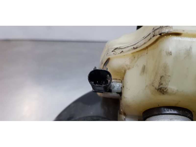 Recambio de servofreno para mercedes clase cls (w219) 320 cdi (219.322) referencia OEM IAM A2114300930  