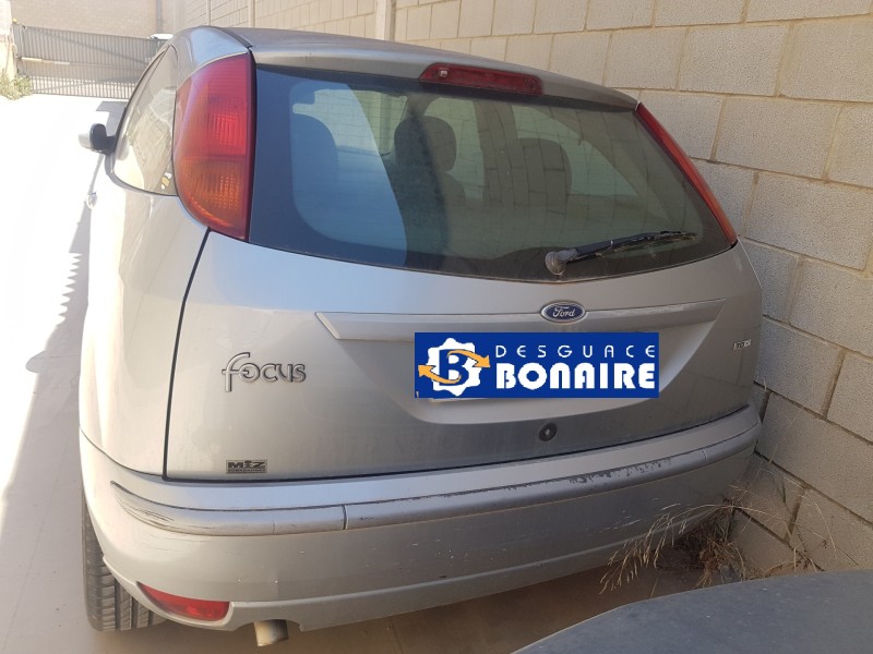 ford focus berlina (cak) del año 2004