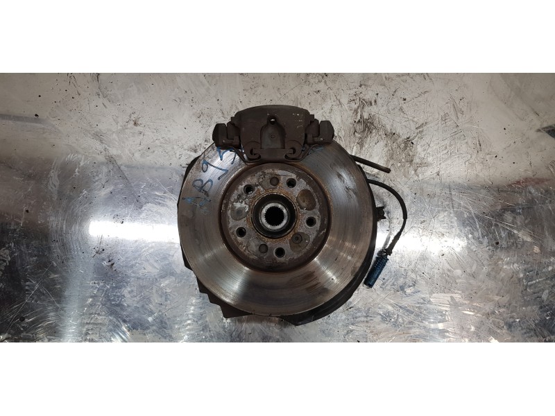 Recambio de mangueta delantera derecha para bmw x5 (e53) 3.0d referencia OEM IAM 31216761576  