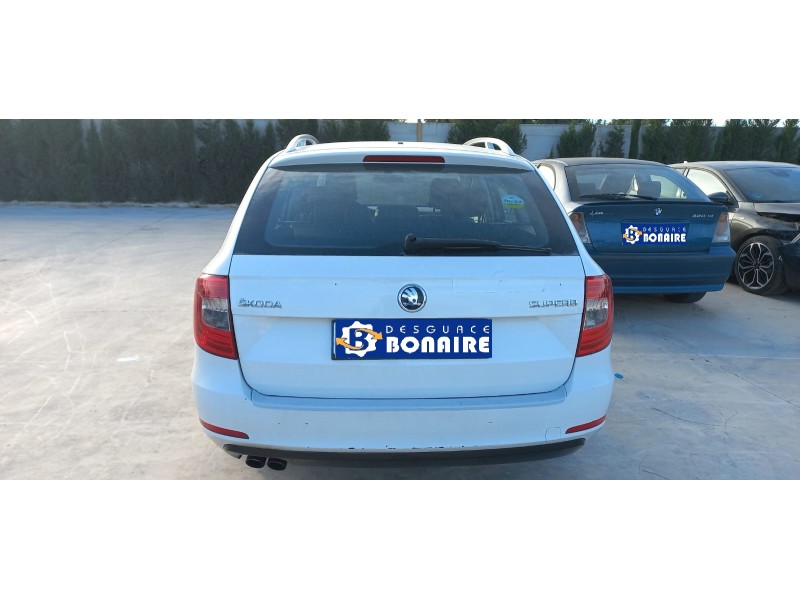 skoda suberb (3t4) del año 2014