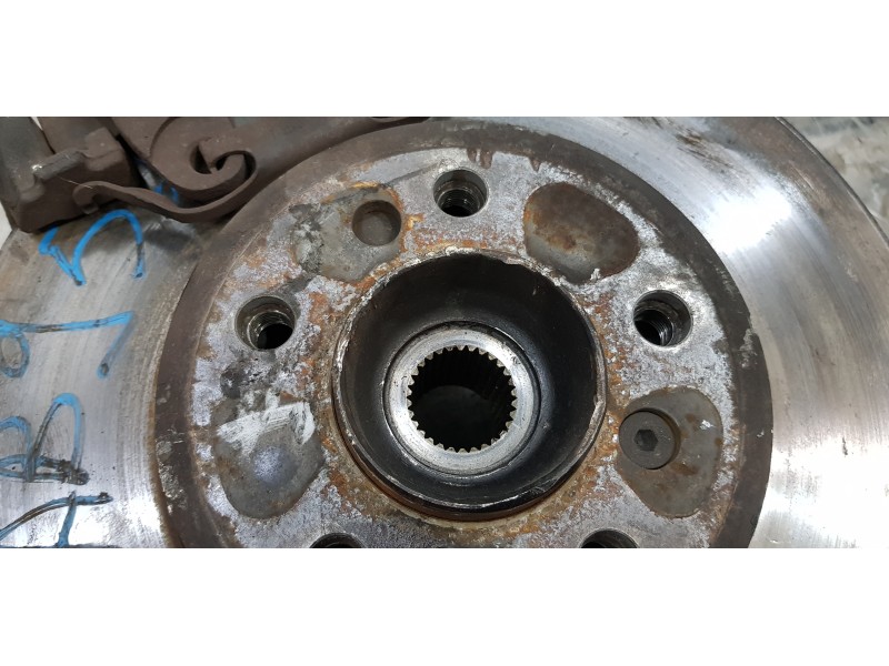 Recambio de mangueta delantera derecha para bmw x5 (e53) 3.0d referencia OEM IAM 31216761576  