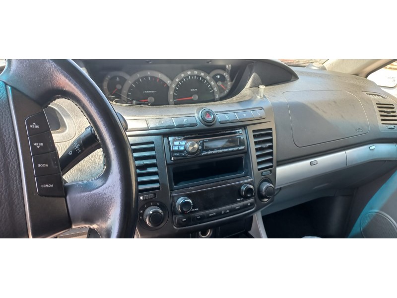 ssangyong rodius del año 2005