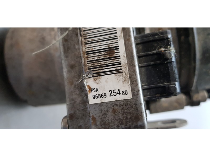 Recambio de bomba direccion para citroen c4 berlina cool referencia OEM IAM 9686925480  