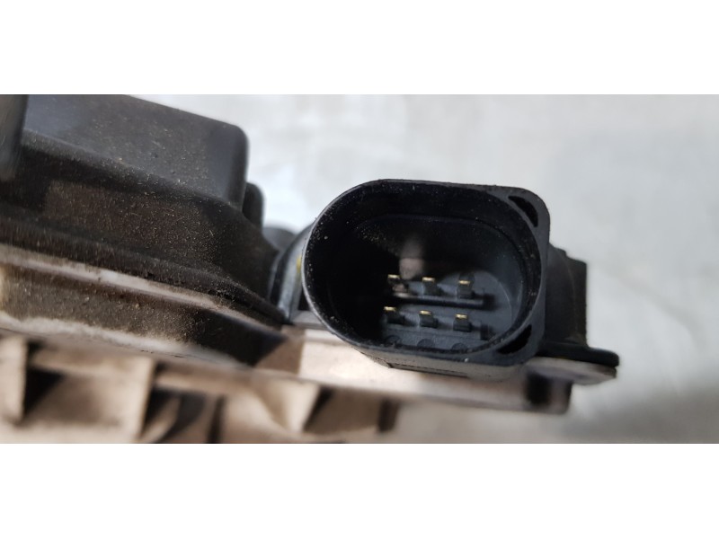 Recambio de cerradura puerta trasera izquierda para skoda superb combi (3t5) active referencia OEM IAM 5N0839015G  