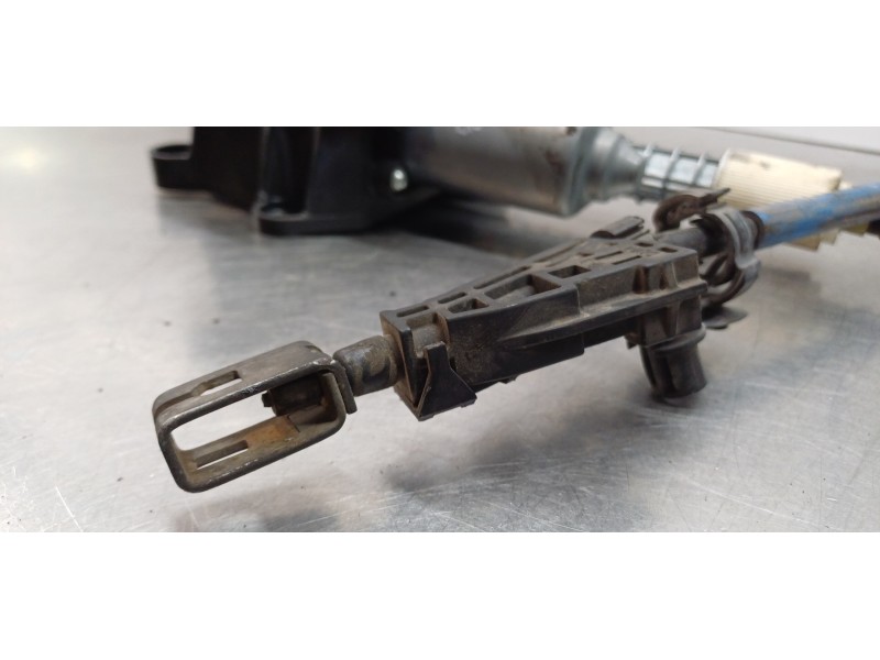 Recambio de freno de mano electrico para peugeot 5008 allure referencia OEM IAM 9673081580 A2C53379976  Recambio de freno de mano electrico para peugeot 5008 allure referencia OEM IAM 9673081580 A2C53379976