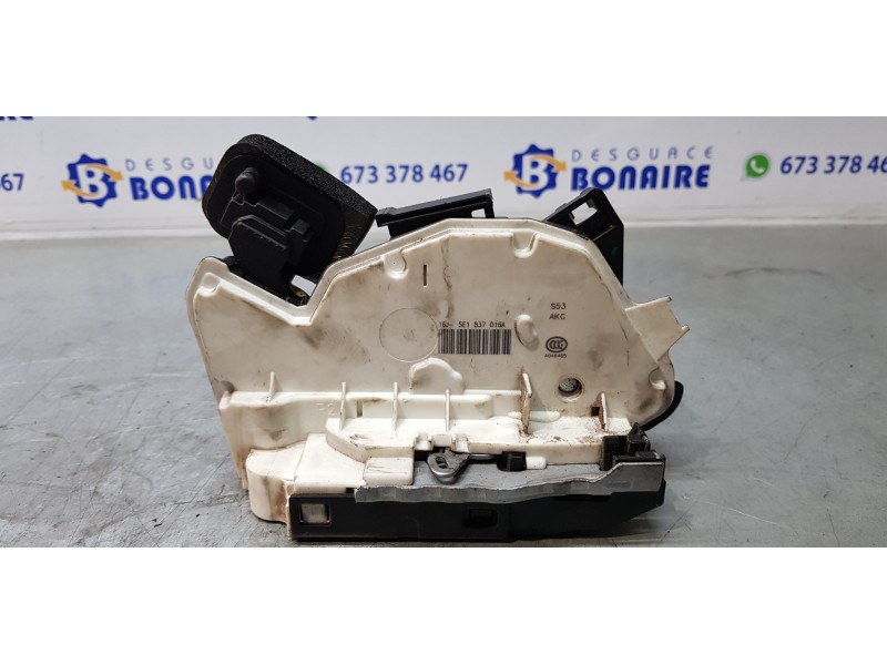 Recambio de cerradura puerta delantera derecha para skoda rapid active referencia OEM IAM 5E1837016A  
