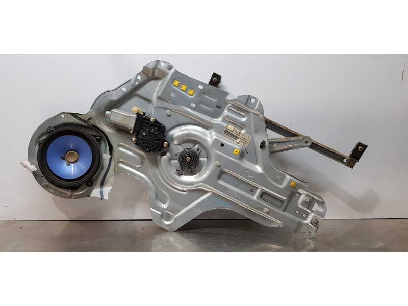 Recambio de elevalunas delantero derecho para kia cerato 1.6 lx berlina (4-ptas.) referencia OEM IAM 824802F020  