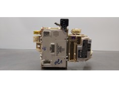 Recambio de caja reles / fusibles para opel agila b enjoy referencia OEM IAM 3677051K41