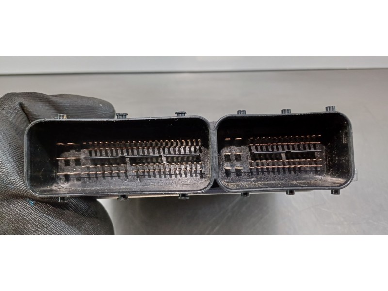 Recambio de centralita motor uce para bmw serie 1 berlina (e81/e87) 116i referencia OEM IAM 7567321  