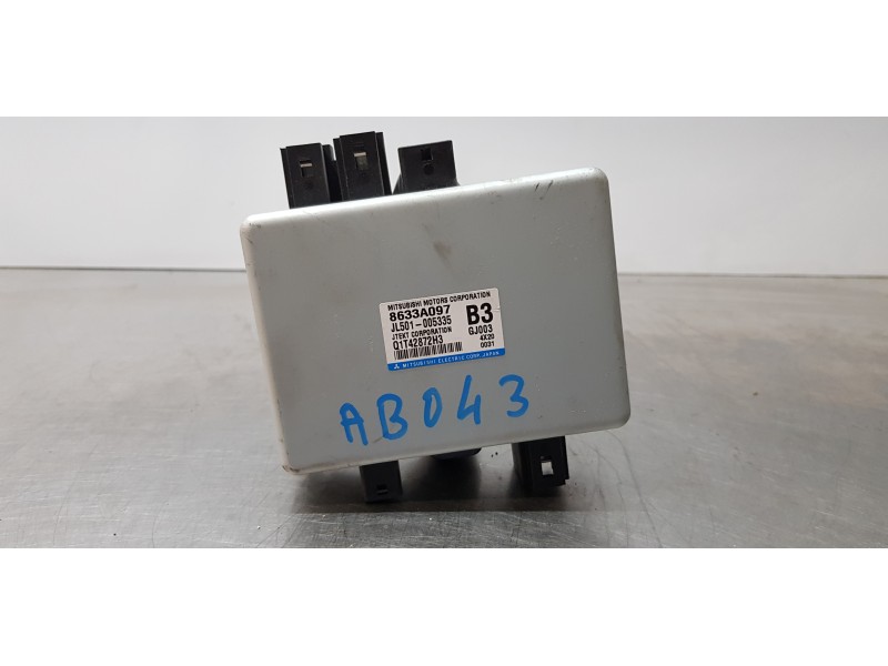 Recambio de modulo electronico para mitsubishi outlander (gf0) motion 4wd referencia OEM IAM 8633A097  