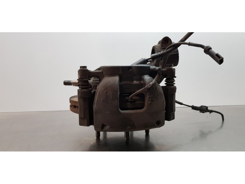 Recambio de mangueta delantera izquierda para ford transit kastenwagen (ttg) 310 l2 ambiente referencia OEM IAM 2350086 BK213K18