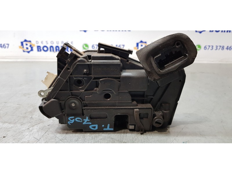 Recambio de cerradura puerta trasera derecha para skoda rapid active referencia OEM IAM 5E0839016A  