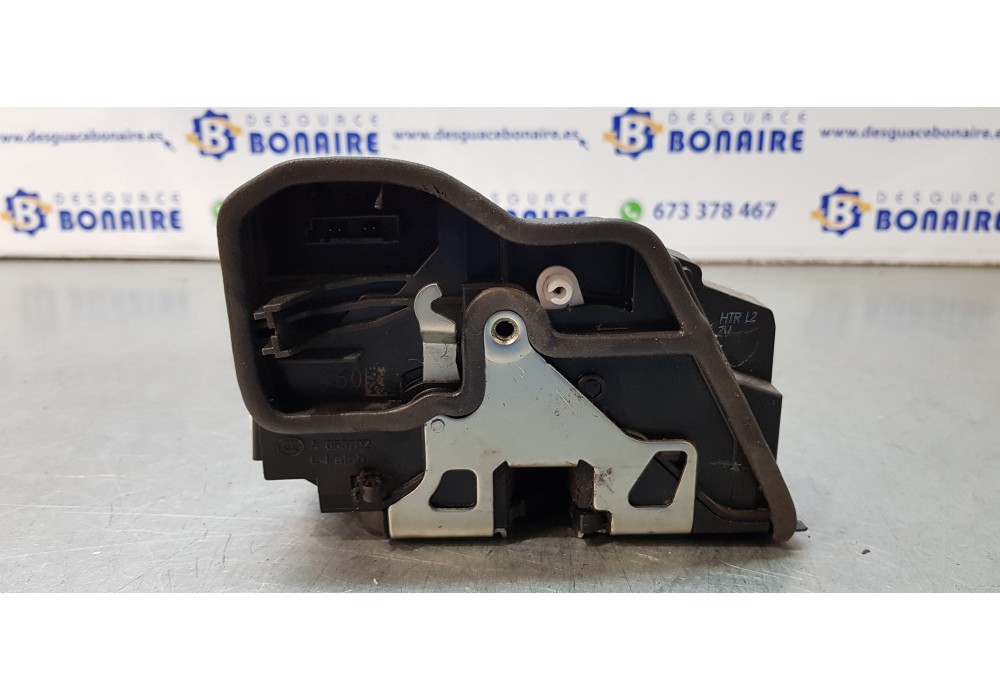 Recambio de cerradura puerta trasera derecha para bmw serie 1 lim. 5-trg. (f20) 118d referencia OEM IAM 7229460  