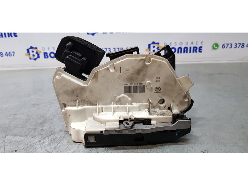Recambio de cerradura puerta trasera derecha para skoda rapid active referencia OEM IAM 5E0839016A  