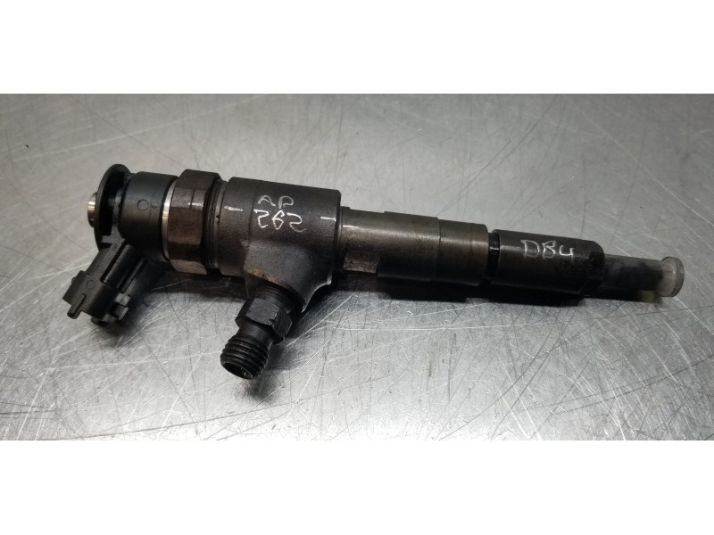 Recambio de inyector para peugeot 207 x-line referencia OEM IAM 0445110252  