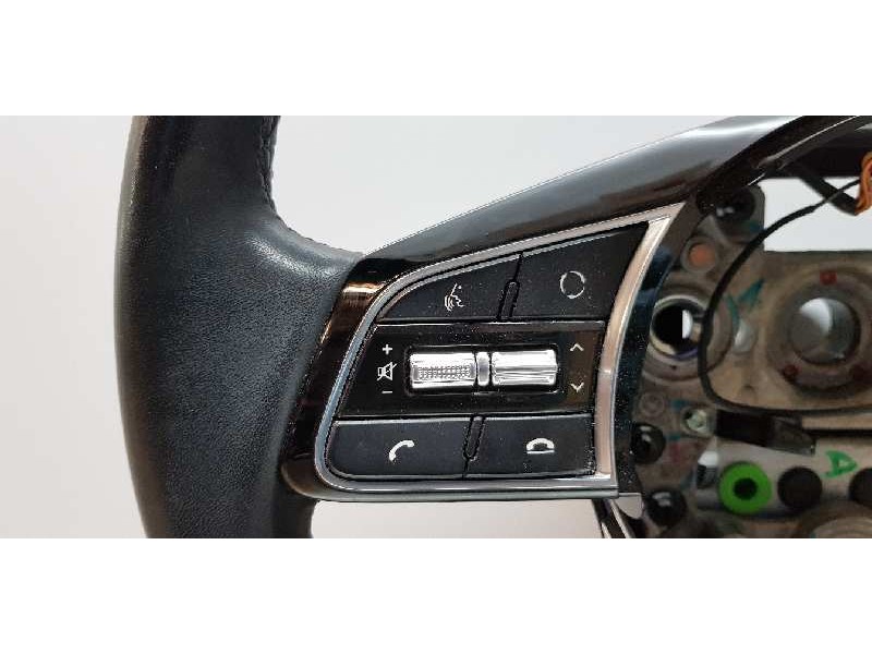 Recambio de volante para kia ceed business referencia OEM IAM 56100J7470SA1  