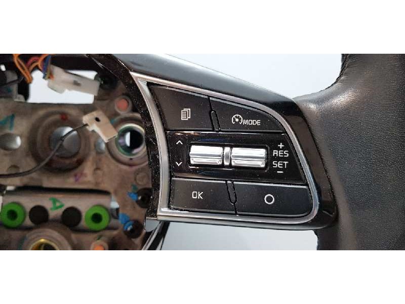 Recambio de volante para kia ceed business referencia OEM IAM 56100J7470SA1  