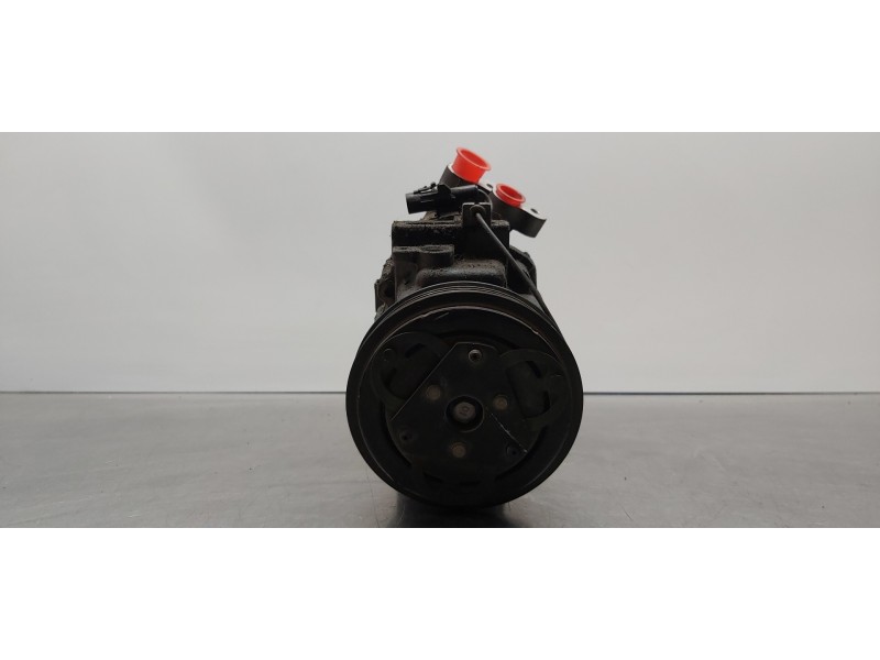 Recambio de compresor aire acondicionado para opel agila b enjoy referencia OEM IAM 9520051KA0  