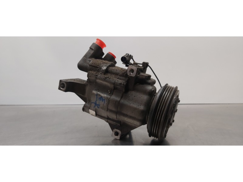 Recambio de compresor aire acondicionado para opel agila b enjoy referencia OEM IAM 9520051KA0  