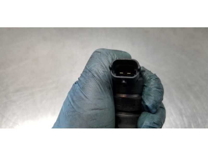 Recambio de inyector para peugeot 207 x-line referencia OEM IAM 0445110252  