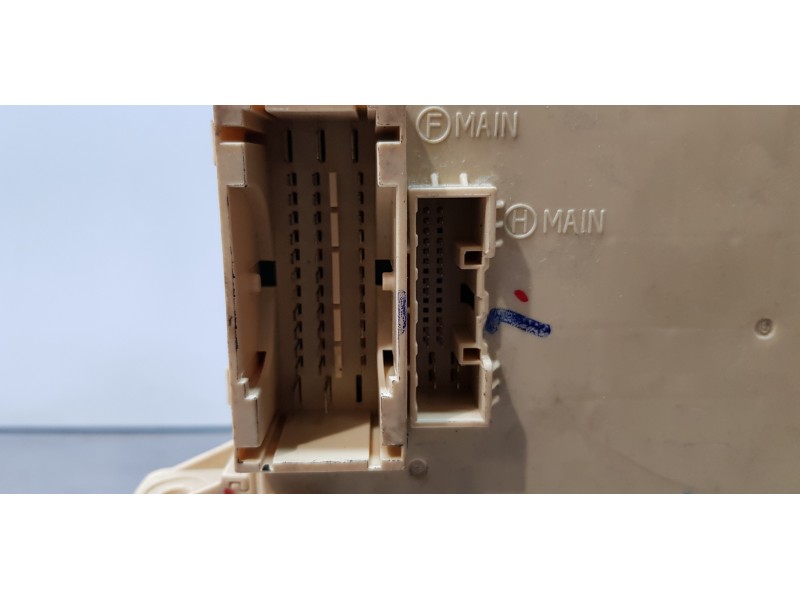 Recambio de caja reles / fusibles para kia carens ( ) concept referencia OEM IAM 91950A4510  