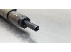 Recambio de inyector para peugeot 207 x-line referencia OEM IAM 0445110252   2