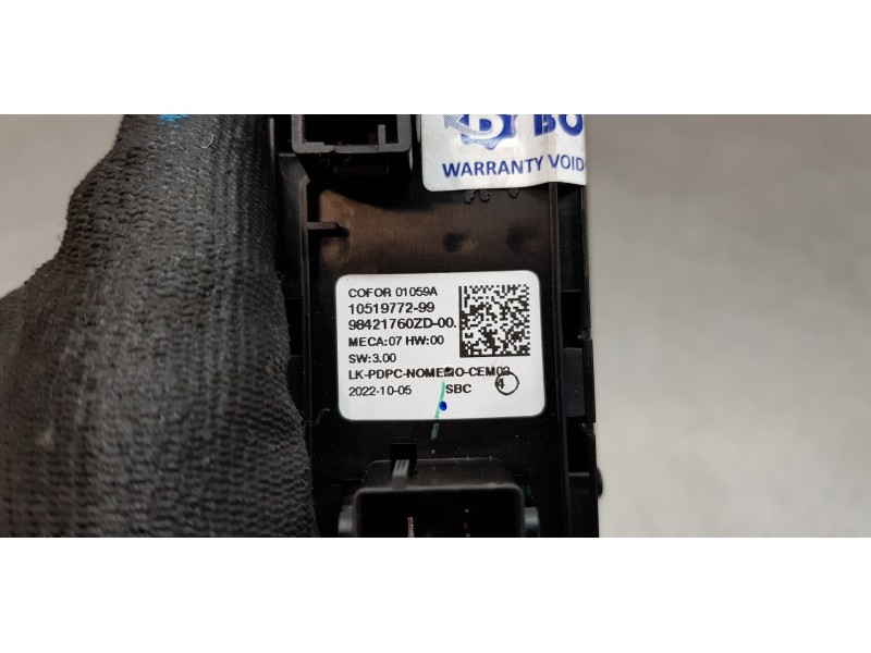 Recambio de mando elevalunas delantero izquierdo para peugeot 2008 (p1) allure referencia OEM IAM 98421760ZD  
