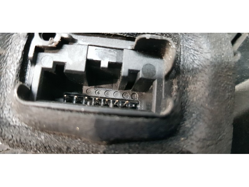 Recambio de cerradura puerta trasera izquierda para skoda rapid active referencia OEM IAM 5E0839015A  