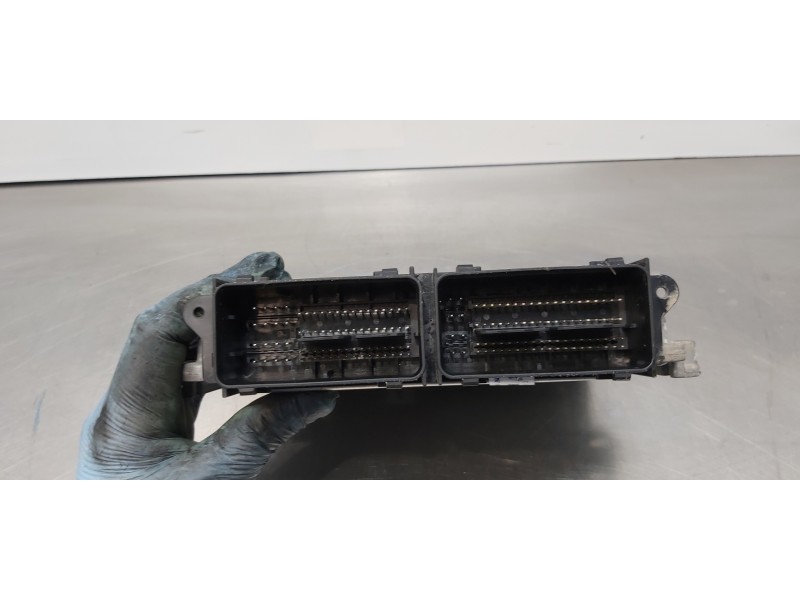 Recambio de centralita motor uce para ford c-max trend referencia OEM IAM CV6112A650ADH CV6A12B684BB 0261S11054