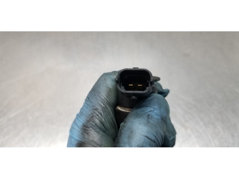 Recambio de inyector para peugeot 207 x-line referencia OEM IAM 0445110252  