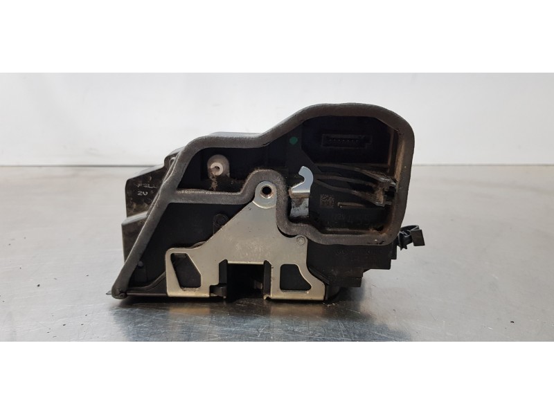 Recambio de cerradura puerta delantera izquierda para bmw x5 (e70) xdrive35d referencia OEM IAM 7229455  