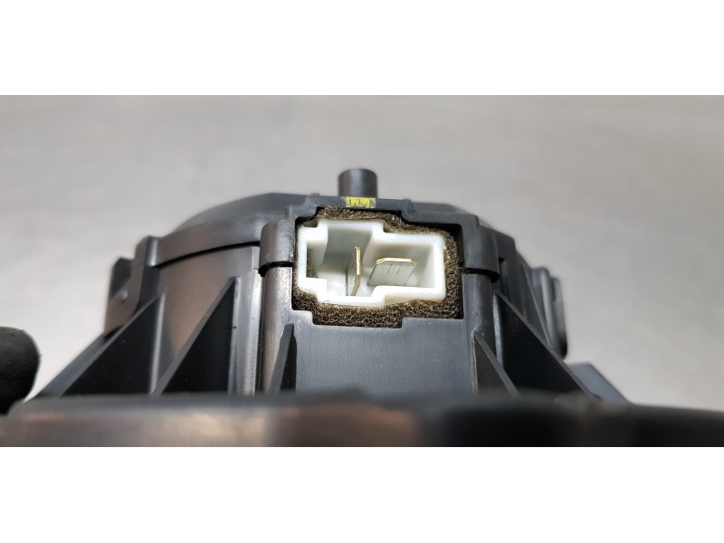 Recambio de motor calefaccion para hyundai ix35 style 2wd referencia OEM IAM 971132Y000   Recambio de motor calefaccion para hyundai ix35 style 2wd referencia OEM IAM 971132Y000