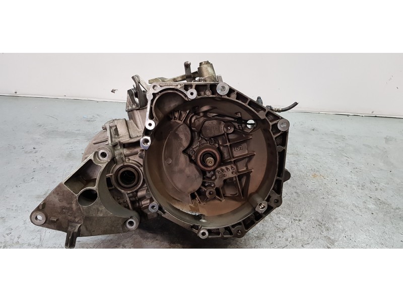 Recambio de caja cambios para opel vectra c berlina comfort referencia OEM IAM 55350430  